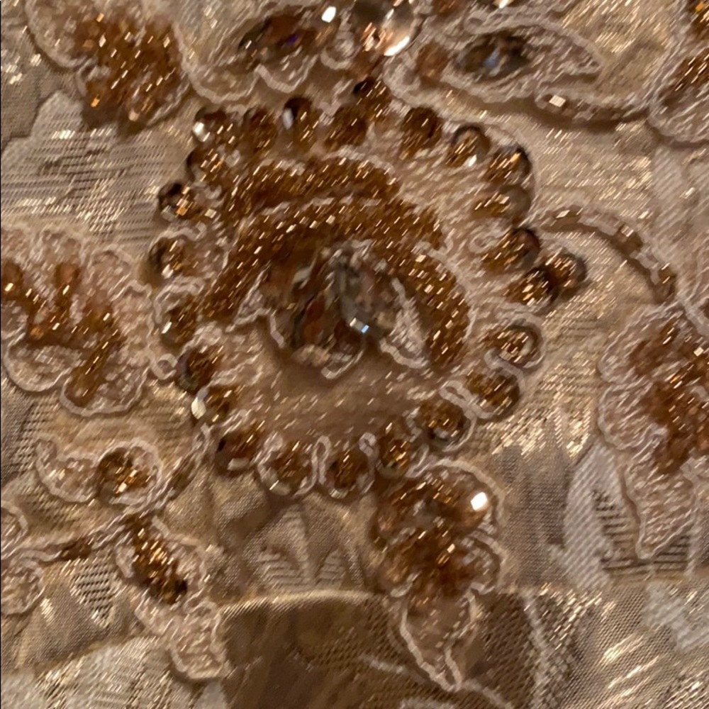 Dress - Picture 4 of 4
